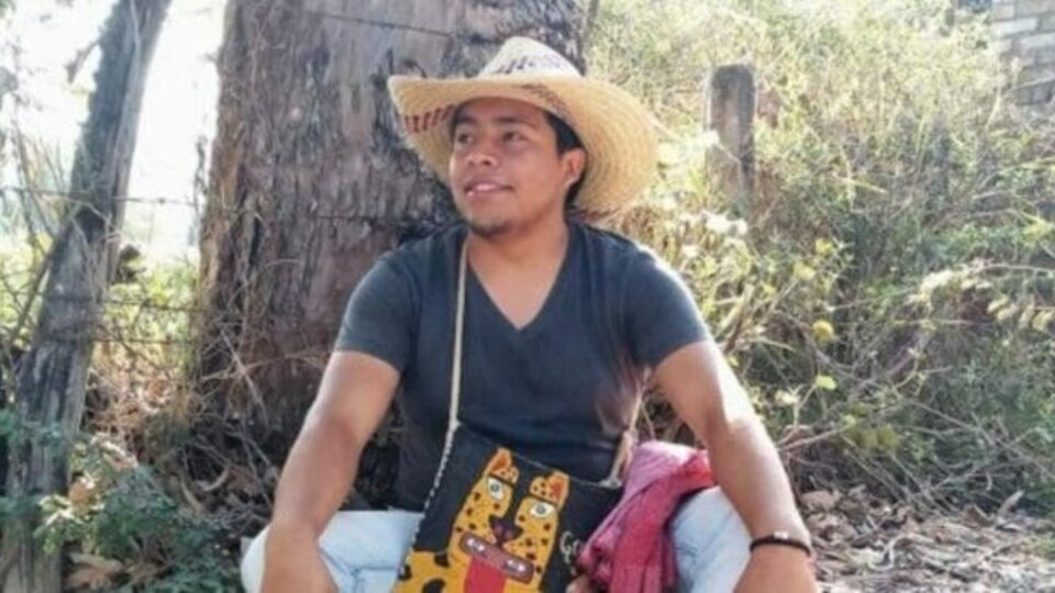 Dos detenciones por la muerte de un estudiante de Ayotzinapa | Por la muerte de un estudiante en México