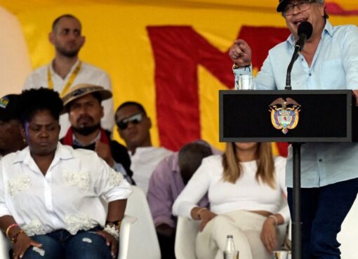 Colombia: Petro llamó a convocar una Asamblea Constituyente  | Mientras el Congreso demora o rechaza su programa de reformas