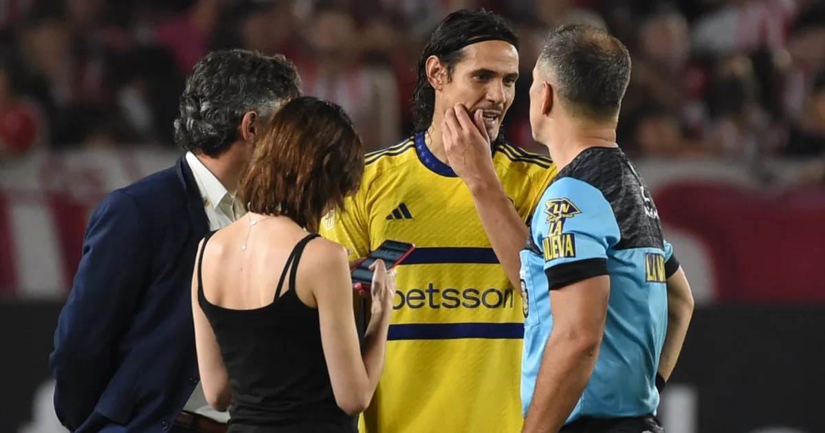 El noble gesto de Edinson Cavani después de la suspensión del partido ante Estudiantes por la convulsión de Javier Altamirano