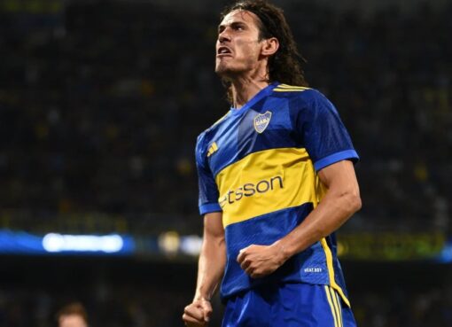 La sincera reflexión de Cavani tras marcar dos goles en la victoria de Boca Juniors y quién se llevó su camiseta
