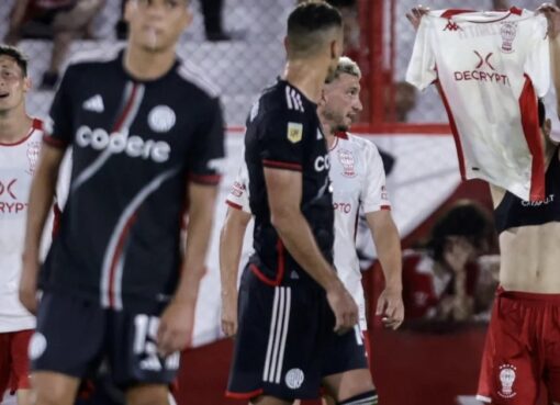River Plate perdió 1-0 ante Huracán y no pudo treparse a la cima de su grupo en la Copa de la Liga