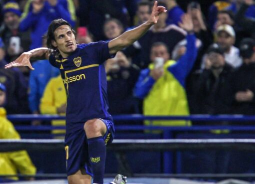 Las dos caras de Cavani en el triunfo de Boca que le dio el pasaje en la Copa de la Liga: del golazo a la molestia que preocupa de cara al clásico