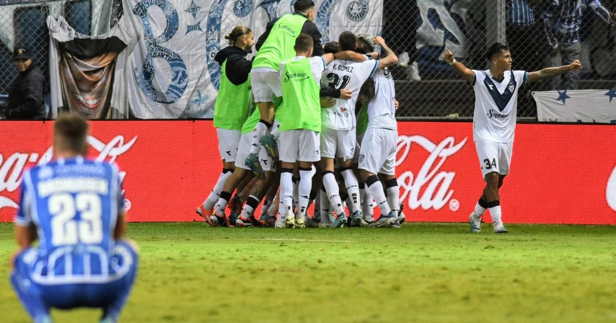 Vélez le ganó 2-1 a Godoy Cruz en San Luis y se clasificó a las semifinales de la Copa de la Liga