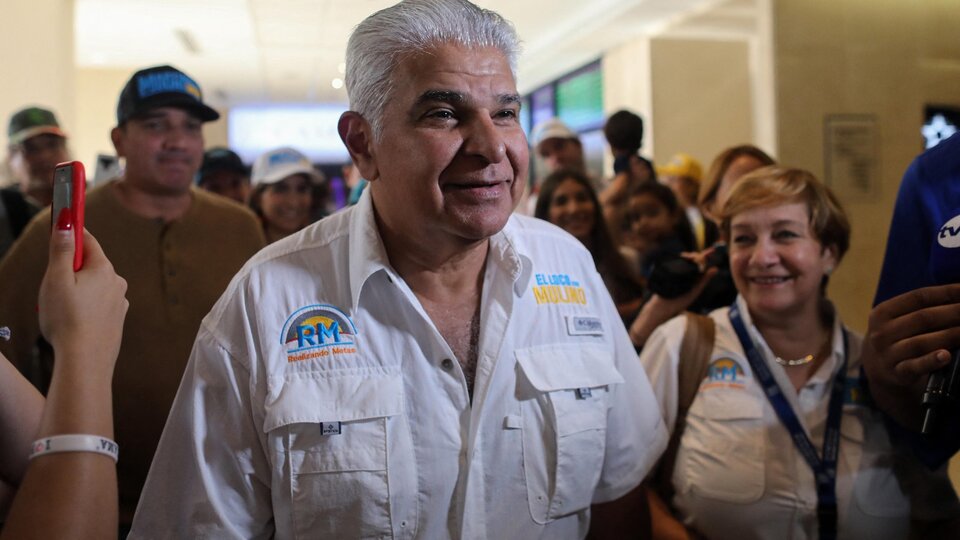 Panamá: Gana el delfín del expresidente Martinelli | El conservador José Raúl Mulino se imponía en las elecciones presidenciales