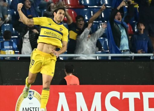 Con un golazo de Cavani, Boca venció 2-1 a Trinidense y dio un paso clave en la Copa Sudamericana