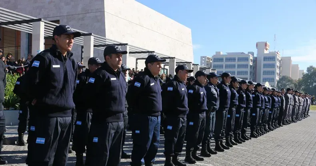 La Policía de San Juan ofrece trabajo: convocan para cubrir un puesto importante