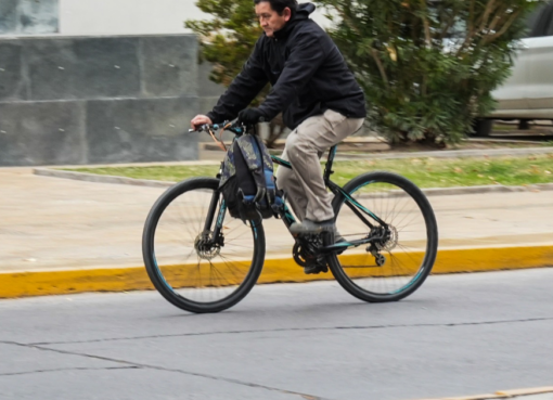 Dicen que cada vez más sanjuaninos andan en bicicleta: los motivos y las medidas de prevención que usan