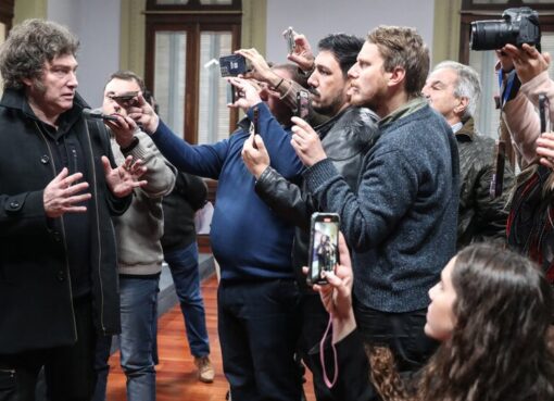 Gabinete en crisis: elogios desmedidos, ministros apuntados y cuentas pendientes | La preocupación de Milei por Pettovello, el halago a Caputo y el dardo a Posse