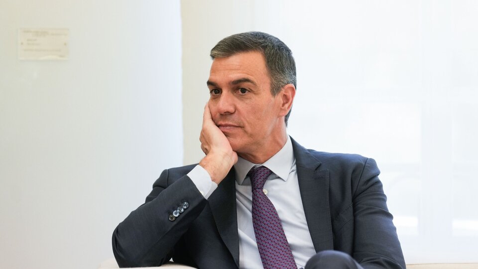 Pedro Sánchez apuntó contra Vox y el Partido Popular por “intentar quebrarlo en el plano político y personal” | A partir de la denuncia a Begoña Gómez