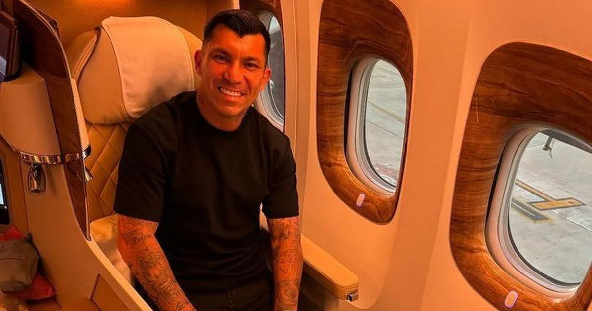 Boca Juniors oficializó la llegada de Gary Medel: sus primeras palabras y el insólito momento que vivió en el aeropuerto