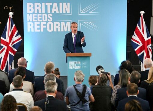 Reino Unido: Nigel Farage, el ultra que creció con la crisis de los conservadores | Su partido se ubica tercero según los sondeos