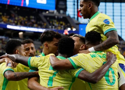 Brasil goleó 4-1 a Paraguay y quedó a un paso de los cuartos de final de la Copa América