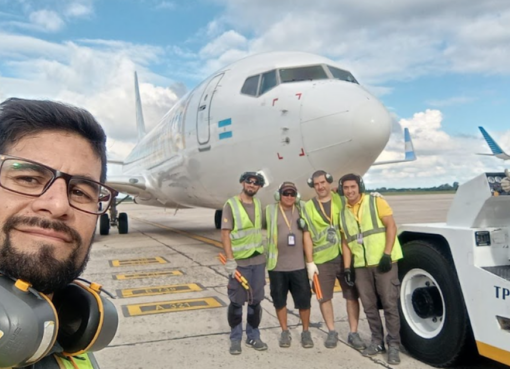 Flybondi busca empleados en San Juan: cómo anotarse