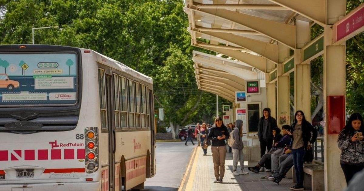 Cambiarán los horarios de los colectivos de la Red Tulum por las vacaciones de invierno