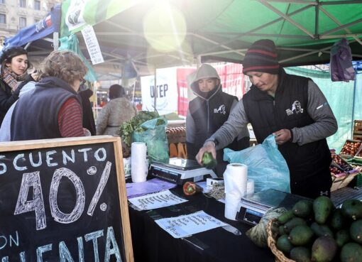 “En Argentina, comer tiene que ser barato”   | Los productores de alimentos de la UTEP hicieron un Feriazo