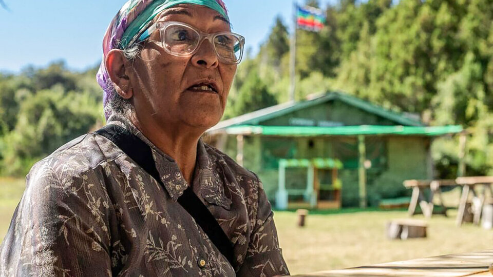 “El avance no es de nosotros sobre el Ejército sino al revés” | Entrevista con Marta Ranquehue, werken de la comunidad mapuche Millalonco Ranquehue de Río Negro