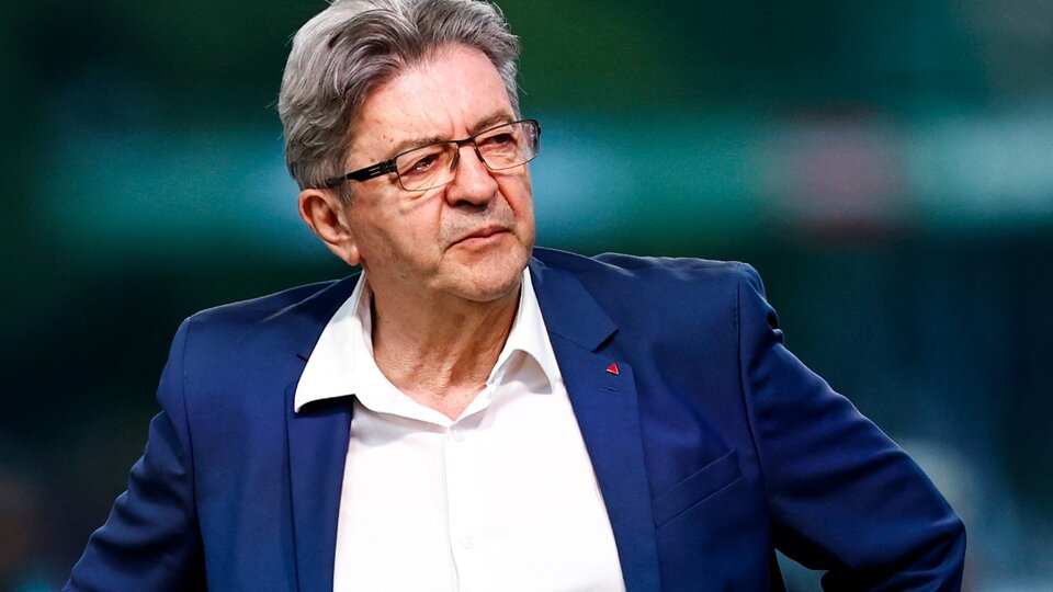 Francia: Mélenchon suspende las negociaciones con los otros partidos de izquierda | El debate empantanado para elegir un candidato a primer ministro