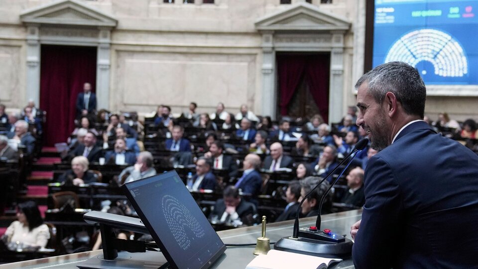 El recinto de Diputados será todo un hervidero | Martín Menem se resiste a sancionar a los libertarios que visitaron a genocidas y se le complica la sesión