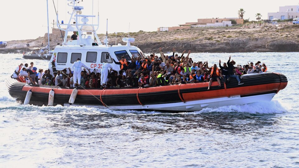 Italia: Lampedusa es el principal destino de los migrantes | La presencia de personas vulnerables crece en la isla italiana