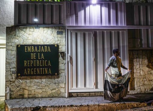 La embajada argentina en Caracas, otro foco de tensión | En la sede diplomática permanecen asilados seis opositores venezolanos