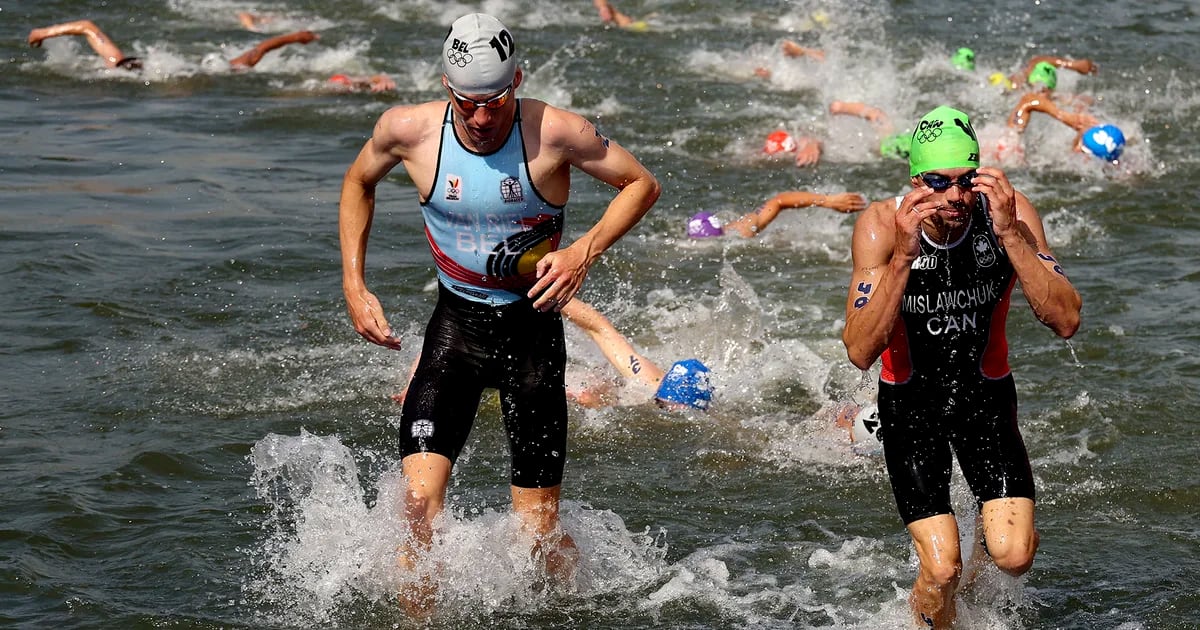 La desagradable confesión de un atleta tras nadar en el río Sena y completar el triatlón en los Juegos Olímpicos