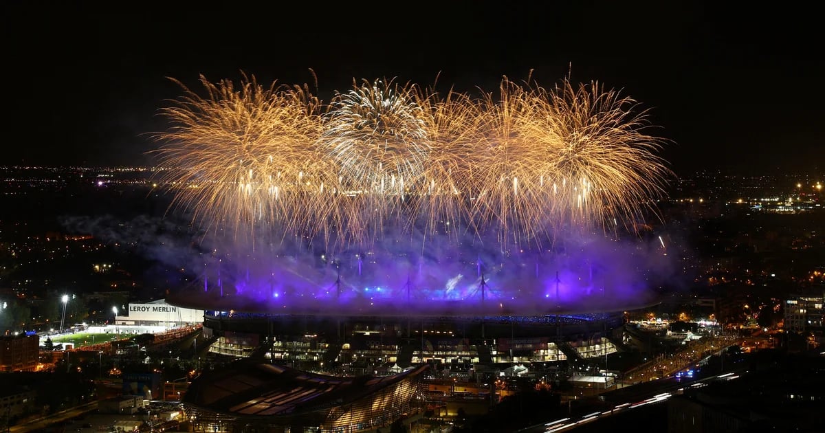 Así fue la impactante ceremonia de clausura de los Juegos Olímpicos de París