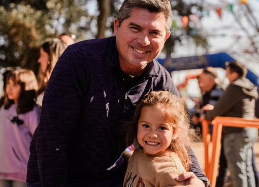 El gobernador Orrego se sumó al festejo del Día de las Infancias en Santa Lucía y Rawson