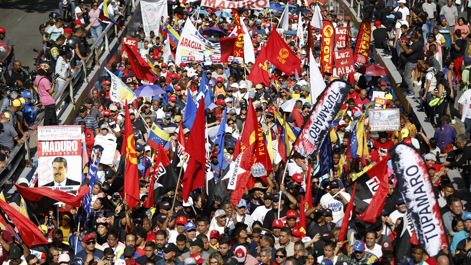 Actos a favor y en contra de Maduro | Miles de personas se manifestaron en Venezuela y en todo el mundo