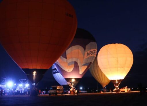 Galería de imágenes: impactante show de los globos aerostáticos en Pocito