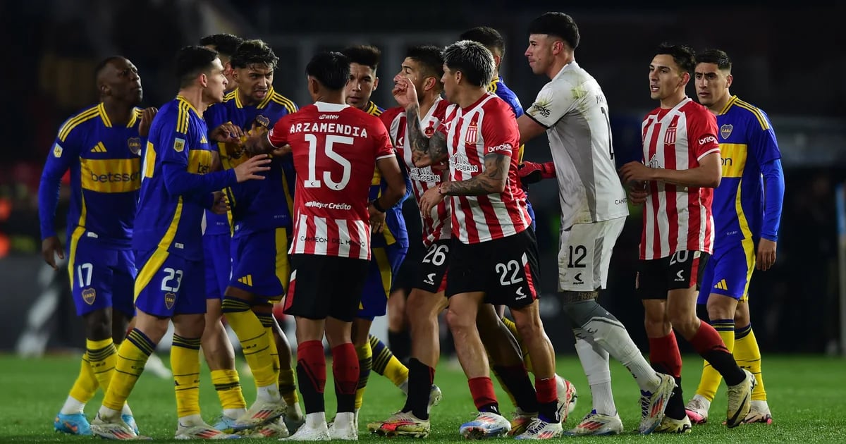 En un partido cargado de controversias, Boca Juniors y Estudiantes empataron 1-1 por la Liga Profesional