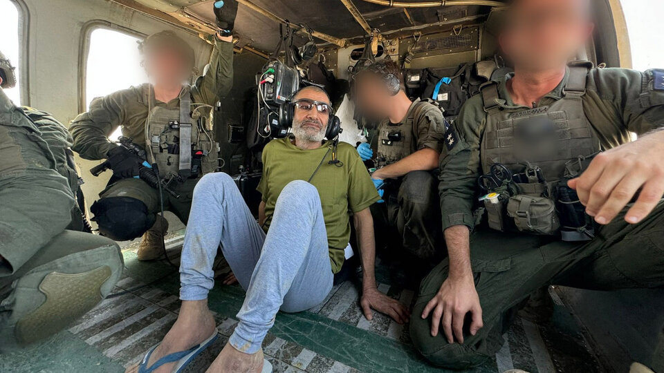 El Ejército israelí rescató en Gaza a un rehén beduino secuestrado por Hamas | Kaid Farhan al Qadi logró escapar por un túnel del movimiento islamista