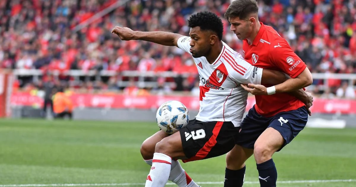 El River de Gallardo, con un jugador más durante casi todo el partido, no pudo vencer a Independiente