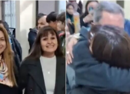 Video: se jubiló una profesora de la Escuela de Comercio y hubo una emotiva despedida