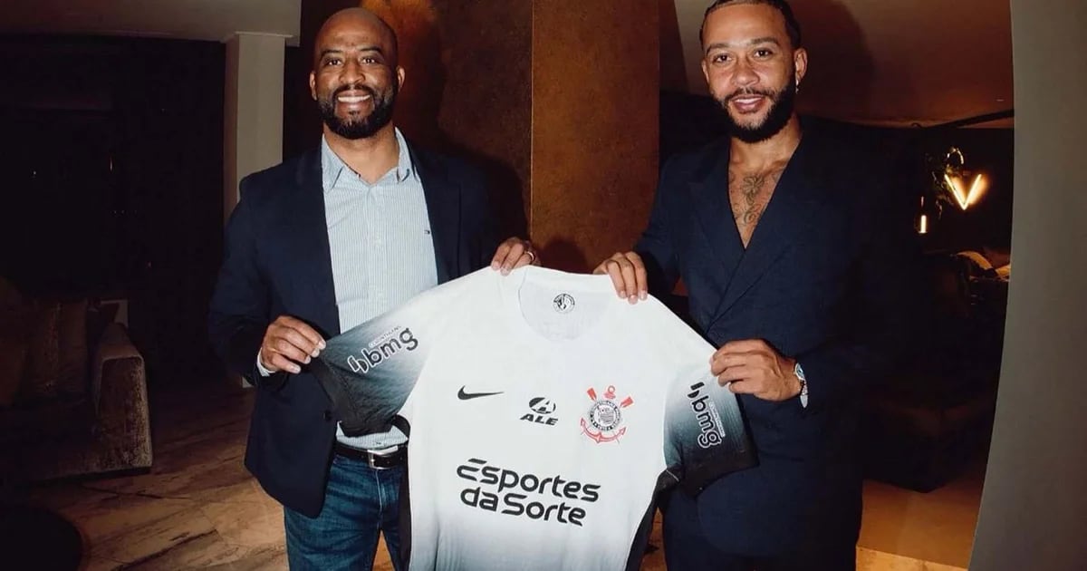 Memphis Depay fue presentado en el Corinthians de Ramón Díaz y Sergio Ramos podría ir a otro gigante de Brasil