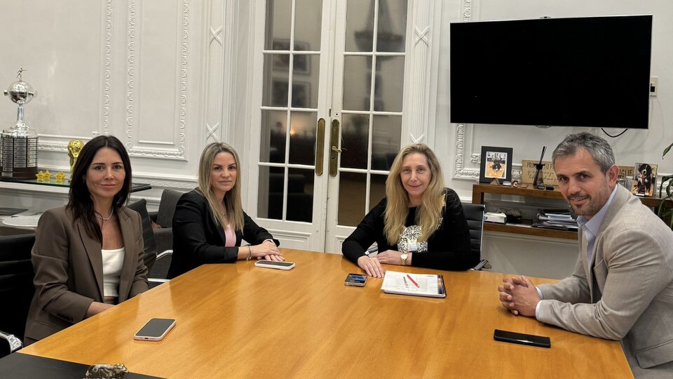 Carolina Píparo y Lorena Macyszyn se suman al bloque de La Libertad Avanza en Diputados | El oficialismo llegó a 39 bancas y volvió a superar al PRO 