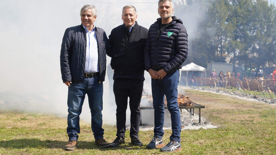 La fiesta del Asado Criollo en Chivilcoy | Fernando Gray, Guillermo Britos y Juanchi Zabaleta