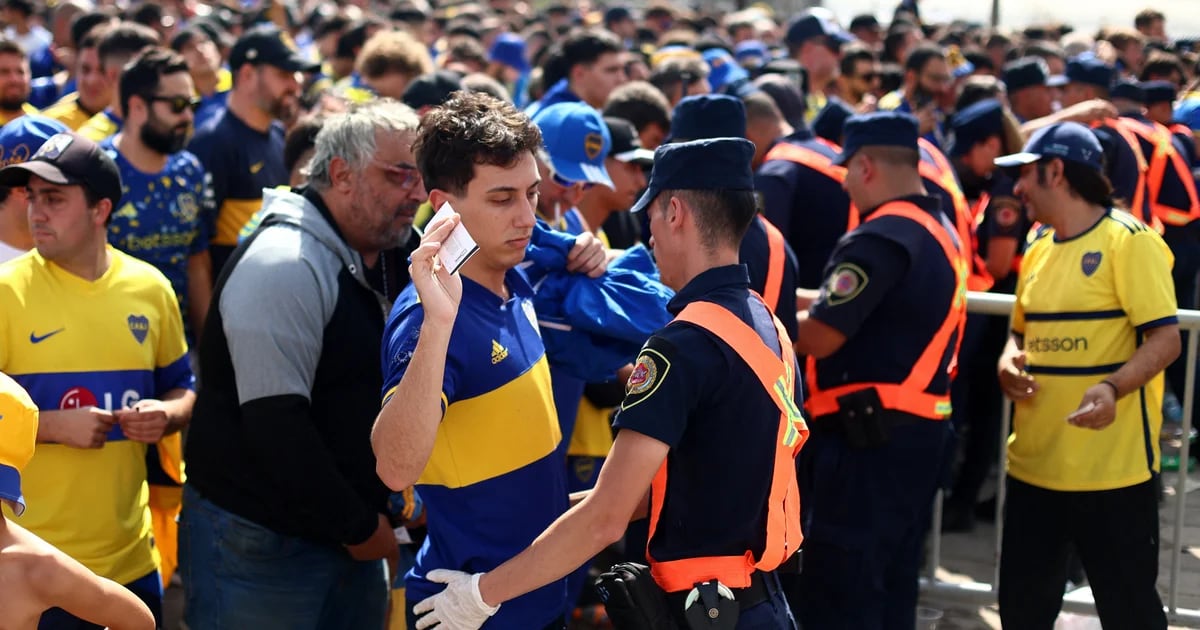 Realizarán controles de alcoholemia a las personas que ingresen a la Bombonera para el Superclásico