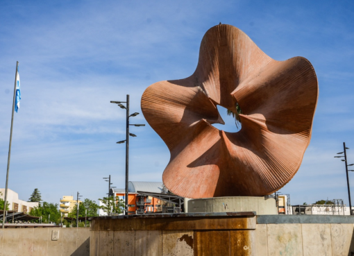 Chau “Tinder sanjuanino”: qué técnica usaron para limpiar el Monumento al Deporte