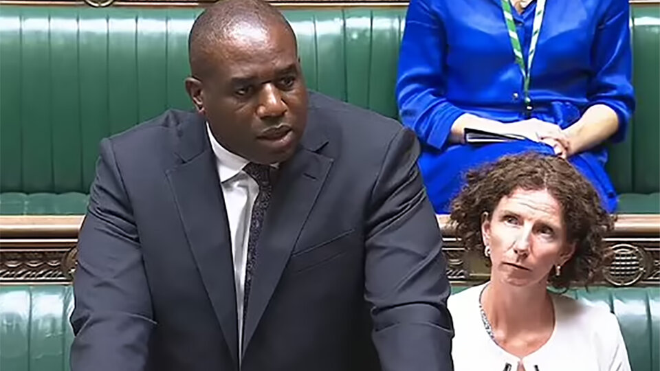 Reino Unido defiende el acuerdo para ceder Chagos a Mauricio | “Era la única forma para mantener la base militar” dijo  el laborista David Lammy al parlamento