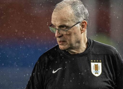 Un emblema de Uruguay dio detalles de los roces entre Bielsa y los jugadores de la selección: “Eran un secreto a voces”