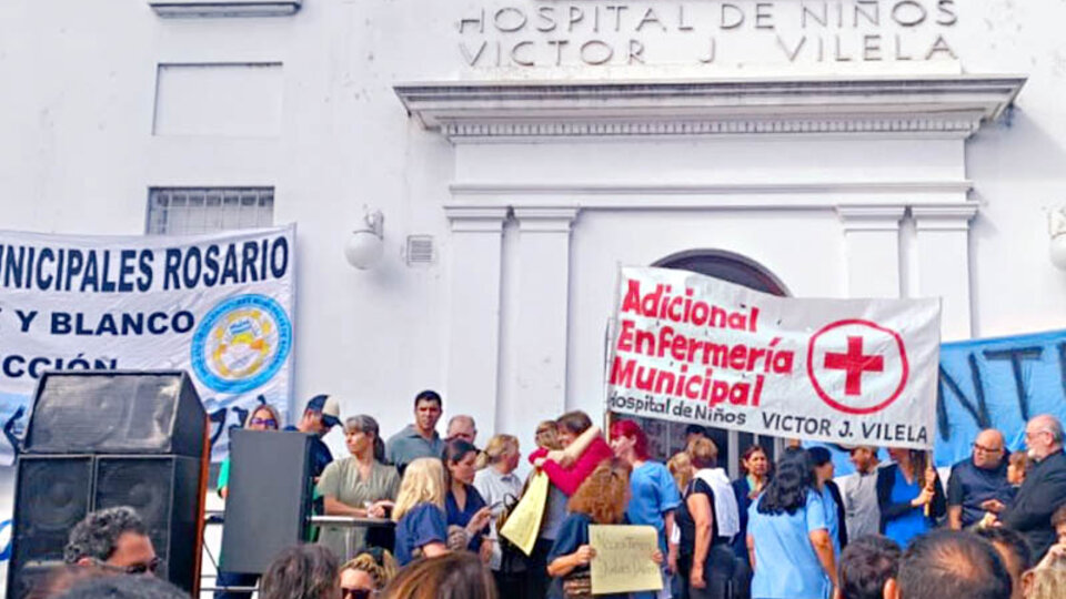 El Gobierno pretende que la gestión de los hospitales quede en manos de las provincias | La motosierra en la salud pública