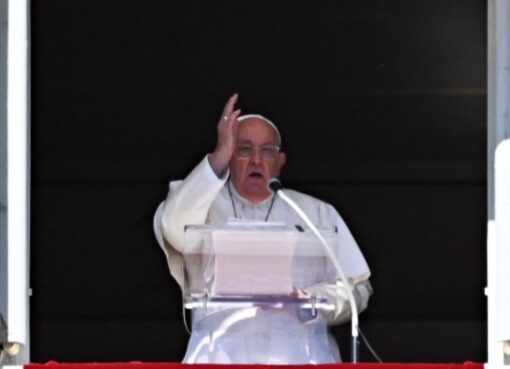 El Papa pidió “respetar” a los cascos azules de la ONU en Líbano | Tras haber sido atacados por el ejército israelí