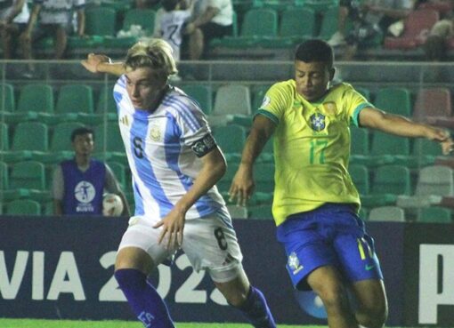 Argentina empató 1-1 con Brasil, lo eliminó del Sudamericano Sub 15 y avanzó a las semifinales