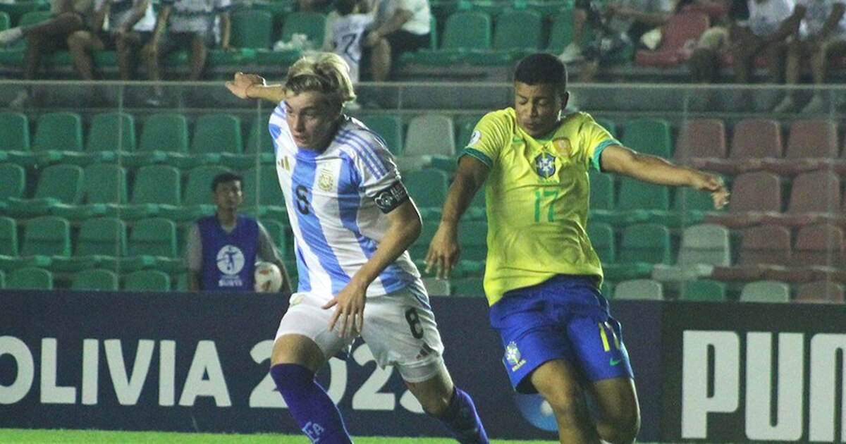 Argentina empató 1-1 con Brasil, lo eliminó del Sudamericano Sub 15 y avanzó a las semifinales