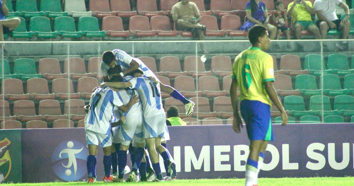 Quién es Felipe Esquivel, la promesa de River Plate que firmó un golazo ante Brasil en el Sudamericano Sub 15