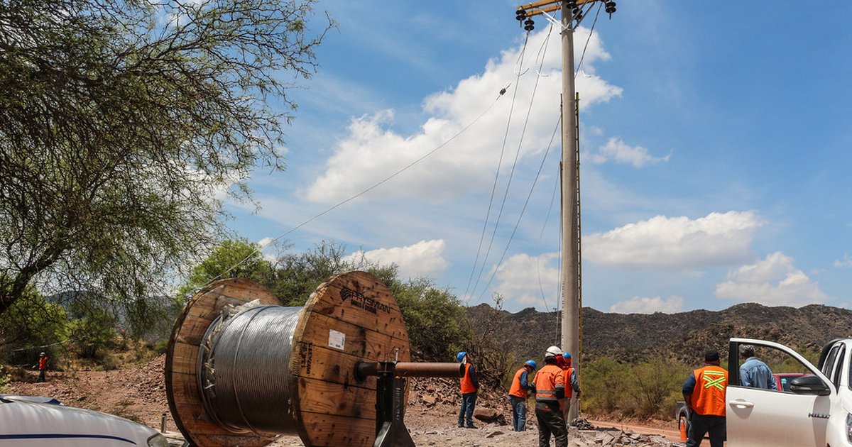 La luz que no termina de prender para las familias de Sierras de Chávez y la solución del Gobierno Provincial