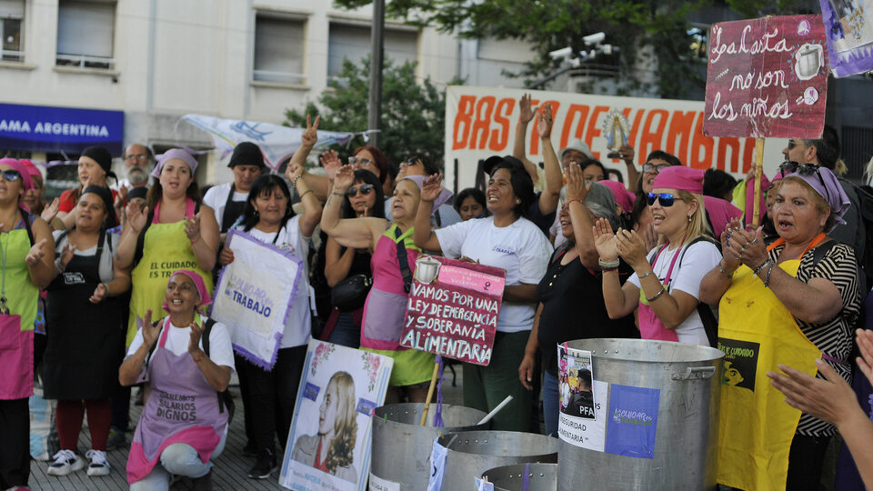 Ronda de ollas vacías para denunciar la grave situación social y destacar el trabajo comunitario | Mesa Ecuménica por la Democracia, la Vida y el Bien Común