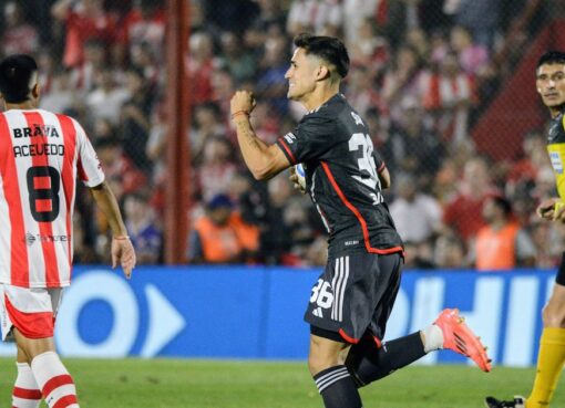 River Plate venció 3-2 a Instituto en un partido vibrante y da pelea en la Liga Profesional