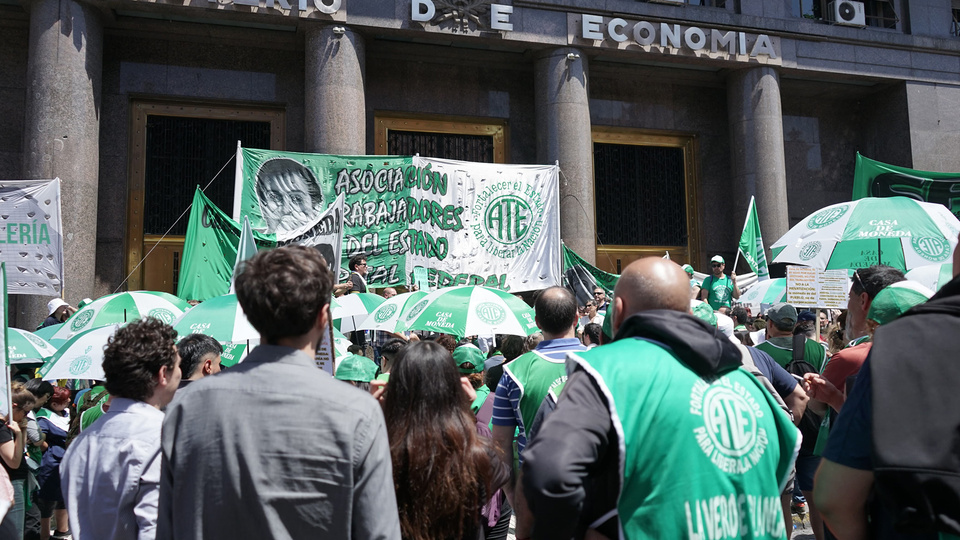 Marchas contra el
ajuste del Estado | Nueva jor nada de protestas convocada por ATE nacional