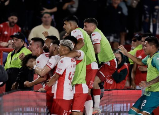 Huracán le ganó 1-0 a Independiente y alcanzó a Vélez en la cima de la Liga Profesional